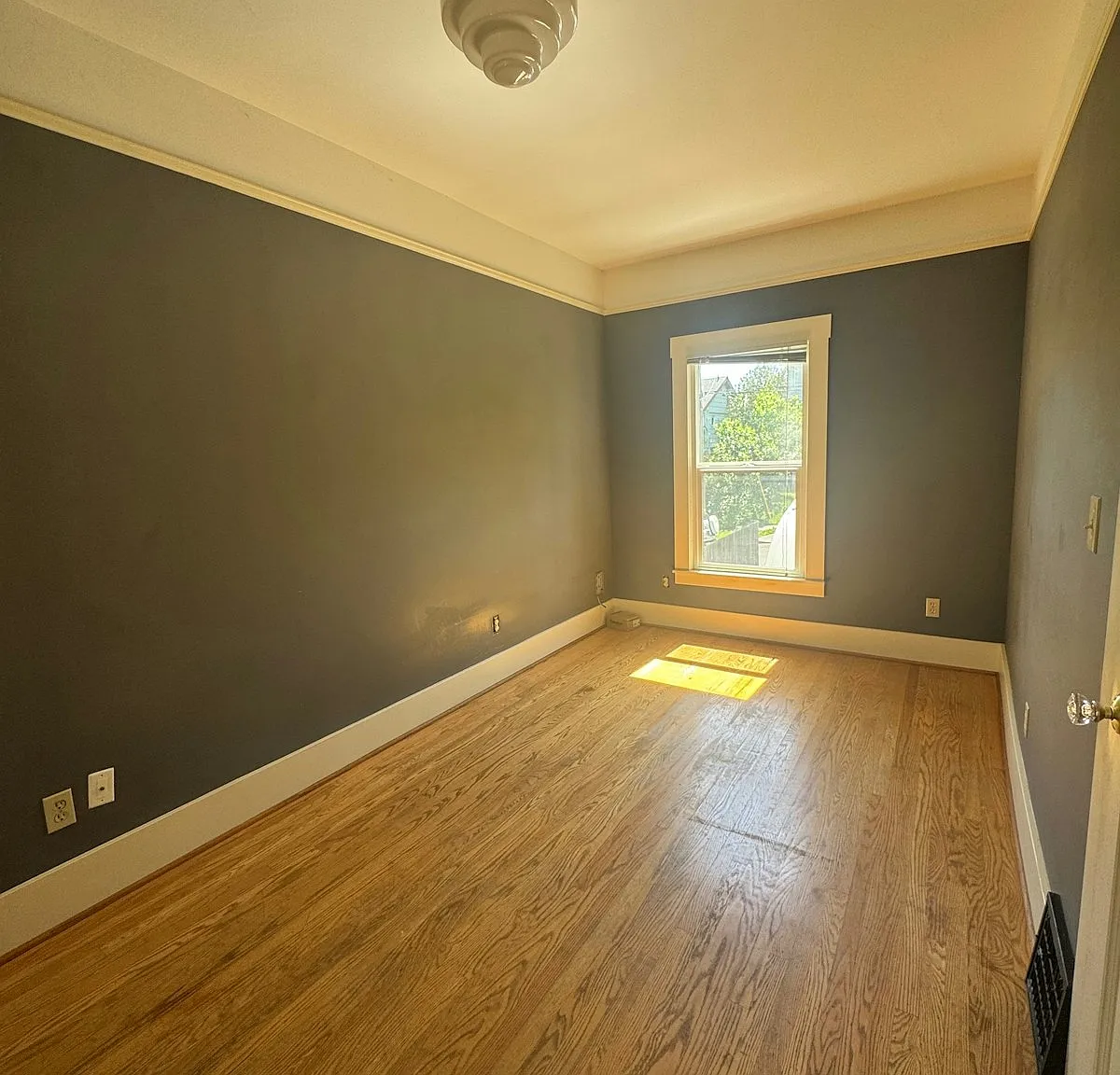 2848 SW Adams Street — Photo 4