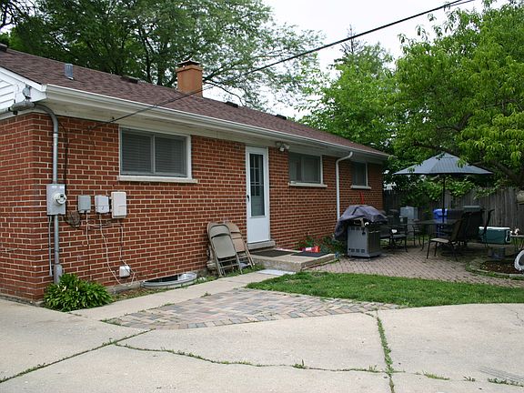 2nd image of 1337 Jeannette St