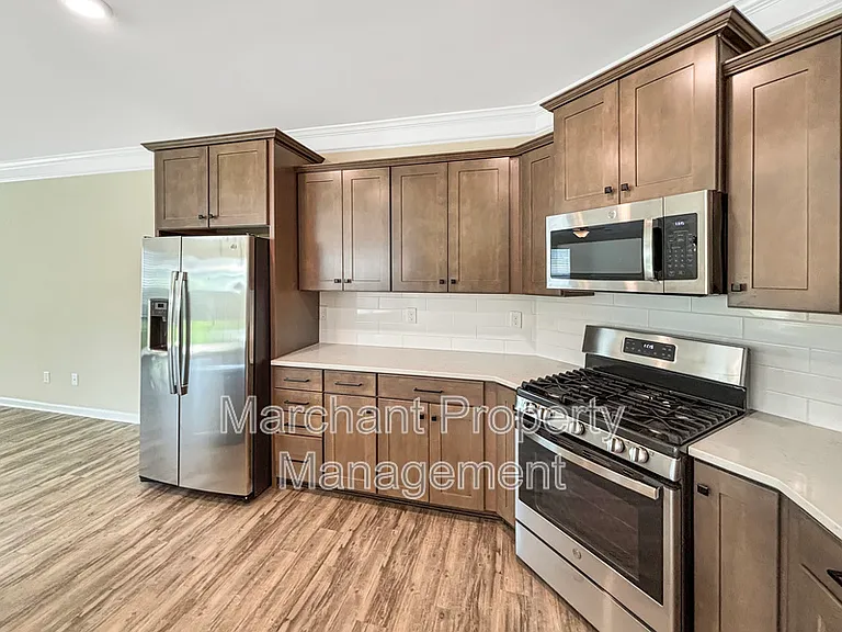 106 Muir Way — Photo 11