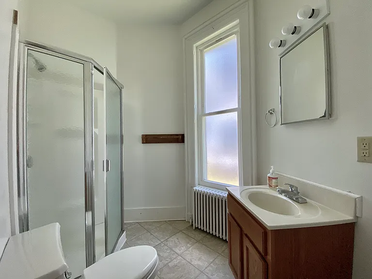 239 Edwards St #1B — Photo 9