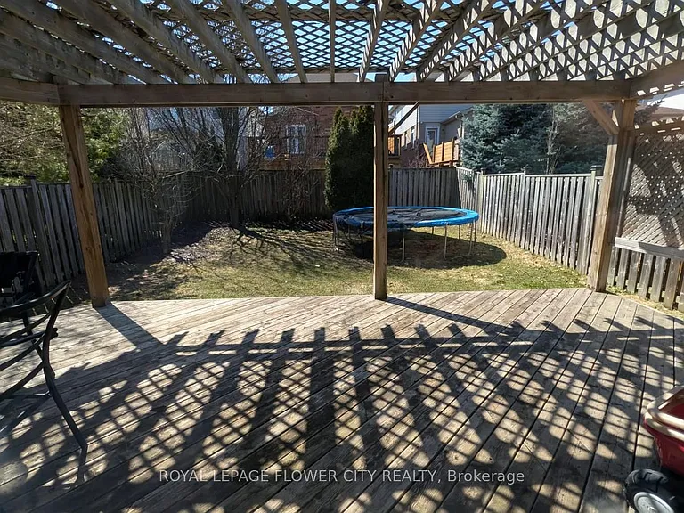 165 Cranbrook St — Photo 21