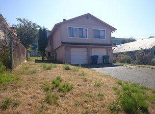 9252 Palatine Ave N, Seattle, WA 98103