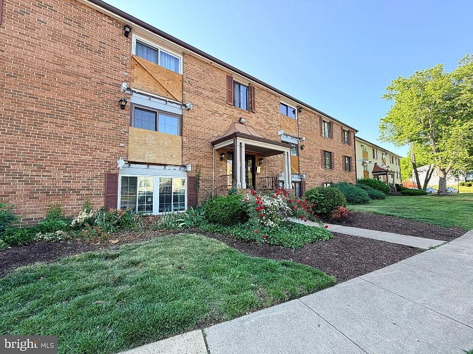 1st image of 8382 Brockham Dr APT A