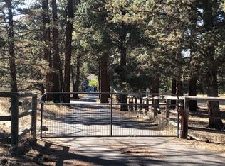 60923 Larsen Rd, Bend, OR 97702