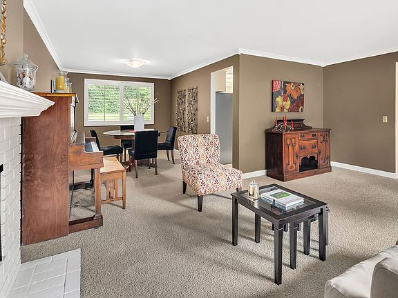 5th image of 516 154th Ave NE