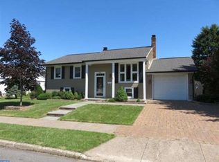 1013 Brookfield Cir, Quakertown, PA 18951
