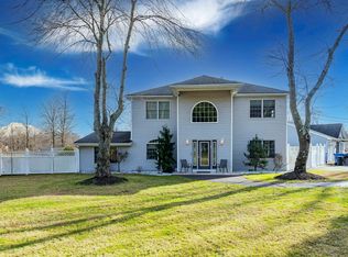 20 Forest Dr, Jackson, NJ 08527