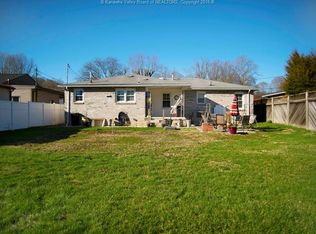 2506 Mountain View Dr, Saint Albans, WV 25177