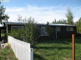 680 Little Valley Rd, Roseburg, OR 97471