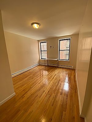 3rd image of 1567 2nd Ave #4A