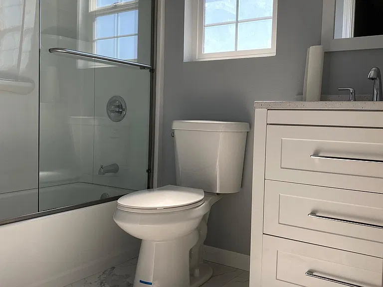 4340 Marlborough Ave — Photo 10
