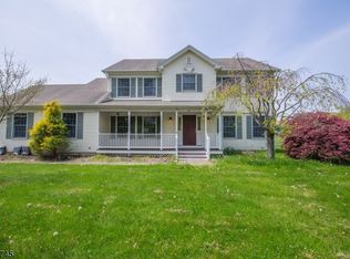 61 Rock Rd, Long Valley, NJ 07853