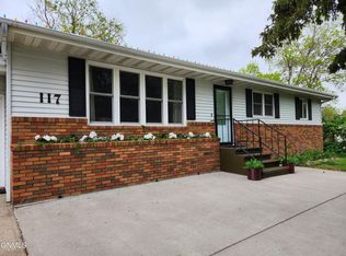 117 Butte Ave N, Center, ND 58530