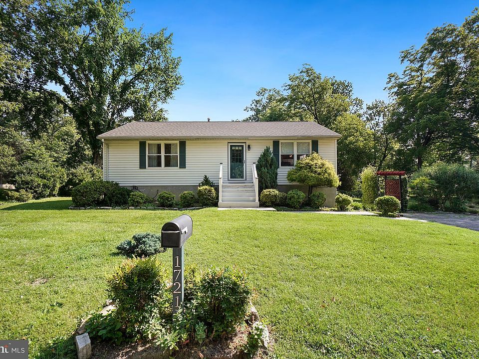 1st image of 1721 Willis Dr