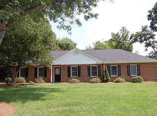 1300 Ashcraft Ln, Charlotte, NC 28209