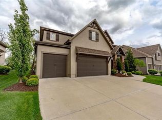 16429 Hayes St, Overland Park, KS 66085