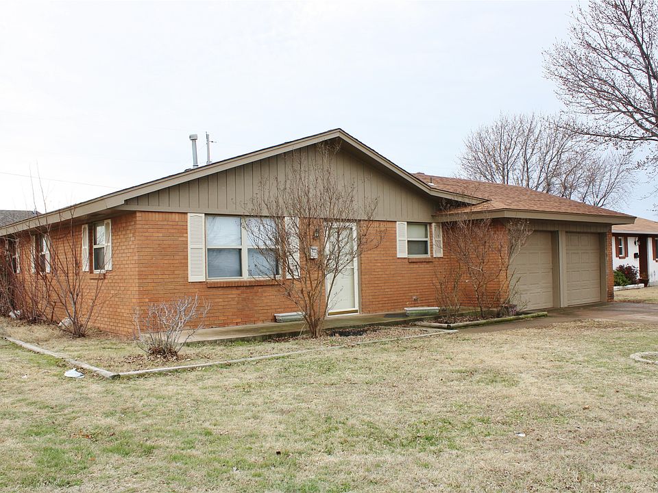 1st image of 4856 Woodview Dr