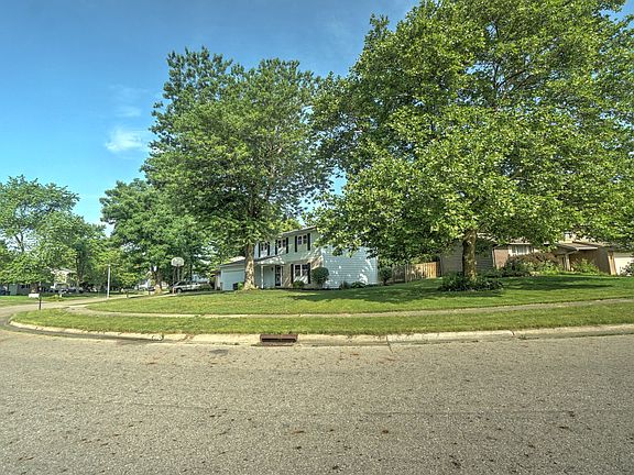 3rd image of 8082 Eliot Dr