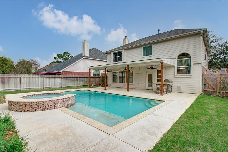 1st image of 24810 Trailstone Ct