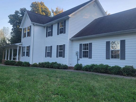 2nd image of 318 Lee Ridge Rd SE