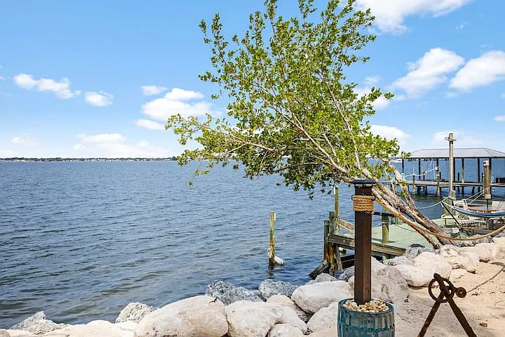 11560 Dragon Point Dr — Photo 28