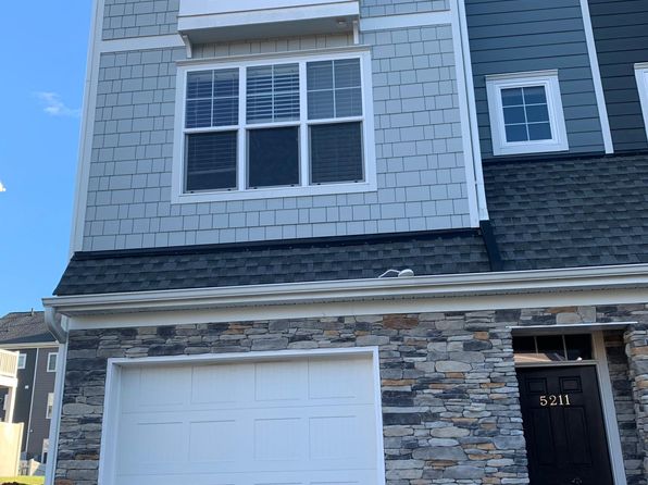 5211 Bedford Falls Cir