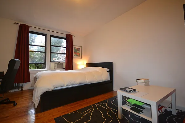 Rented by Bold New York | media 3