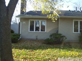 9362 Ranchview Ln N, Maple Grove, MN 55369