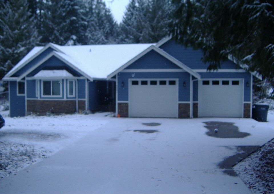 1st image of 6601 185th Ave E