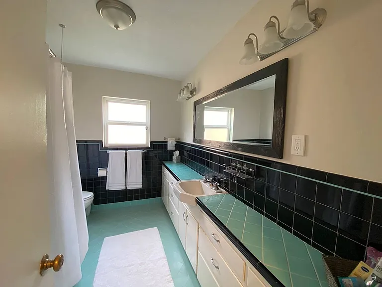 1365 S Wasatch Dr — Photo 8