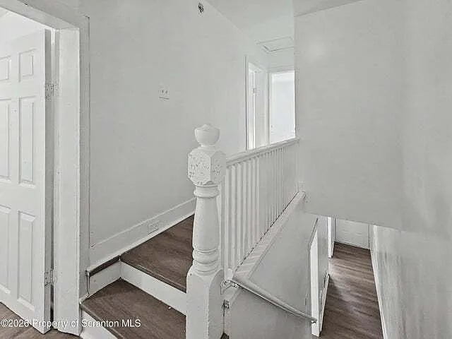 907 Green Ridge St — Photo 1