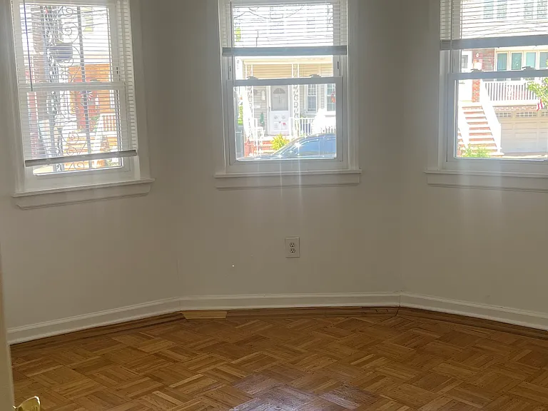 30 W 29th St #1 — Photo 5