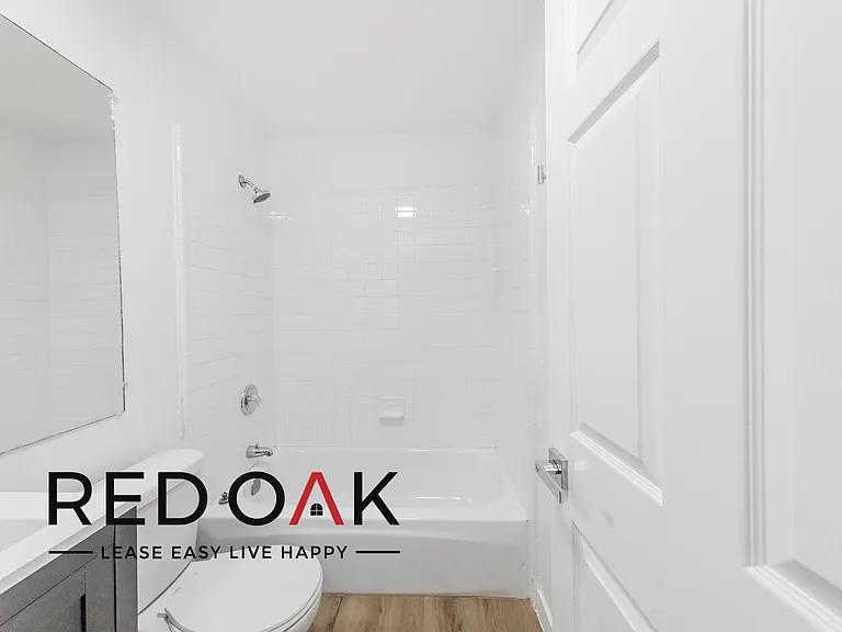 Toluca Lofts — Photo 19