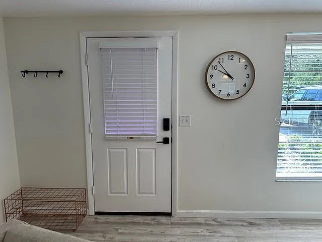 3 bed, 2.0 bath, 1131 sqft, $2,775 — Photo 4