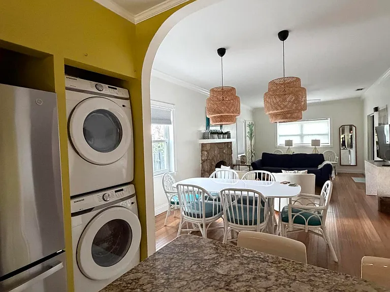 515 Ardmore Rd — Photo 24