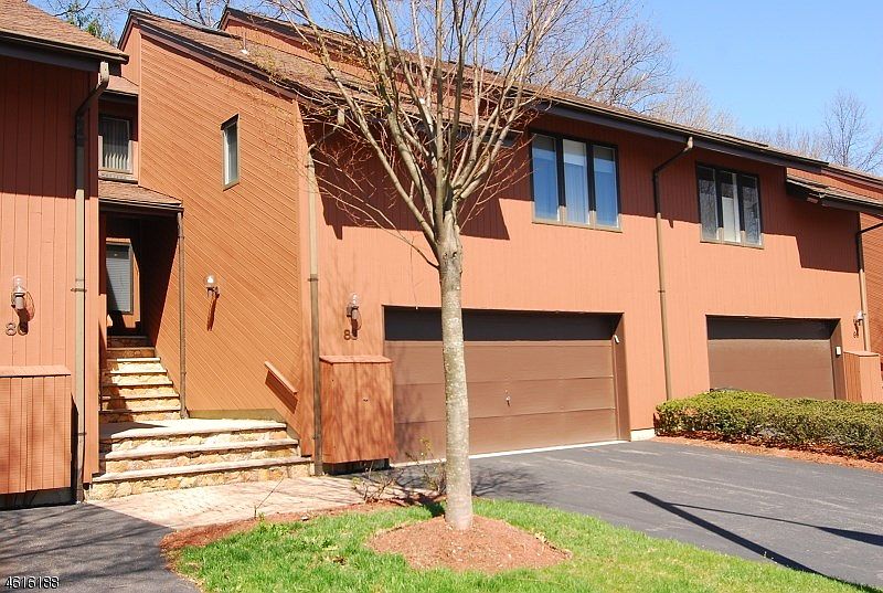 1st image of 88 Cummings Cir