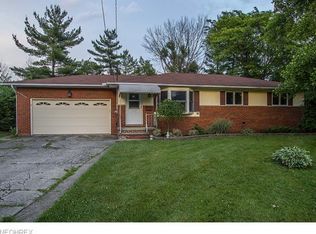 361 Windsor Dr, Elyria, OH 44035