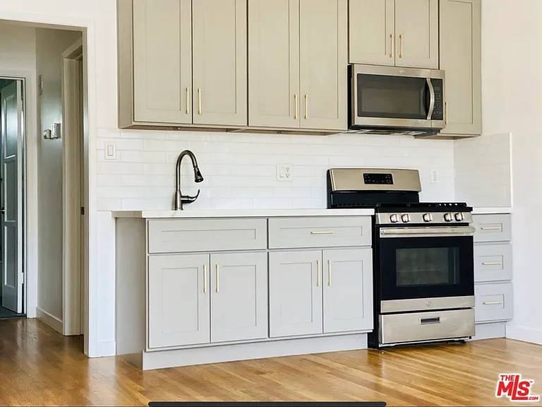 1233 N Cordova St #D — Photo 5