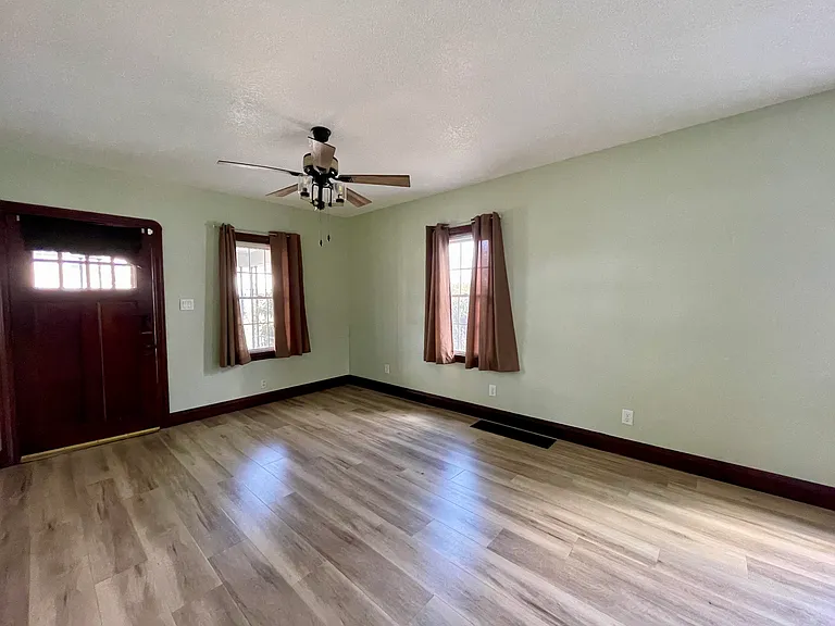 55 W Raleigh Ave — Photo 3