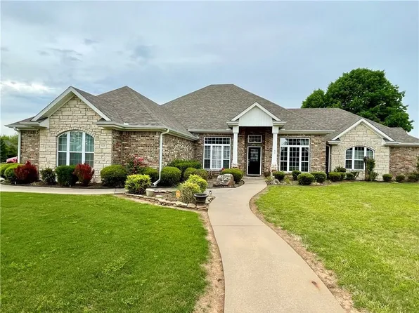 6812 Deerfield Dr, Fort Smith, AR 72916