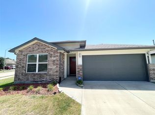 1830 Plantation Pl, Baytown, TX 77523