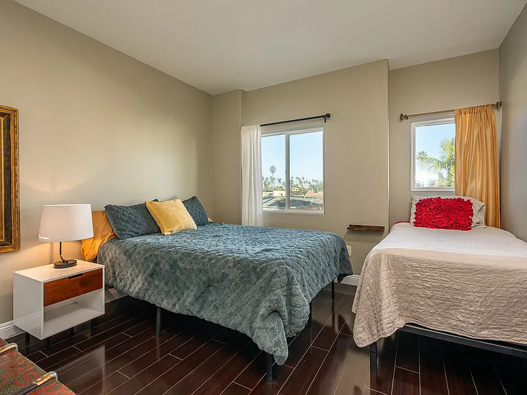 4741 Point Loma Ave #201 — Photo 25