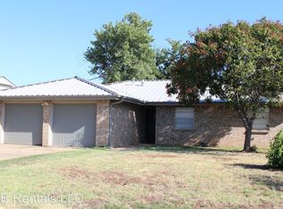 7611 NW Kingsbury Ave, Lawton, OK 73505