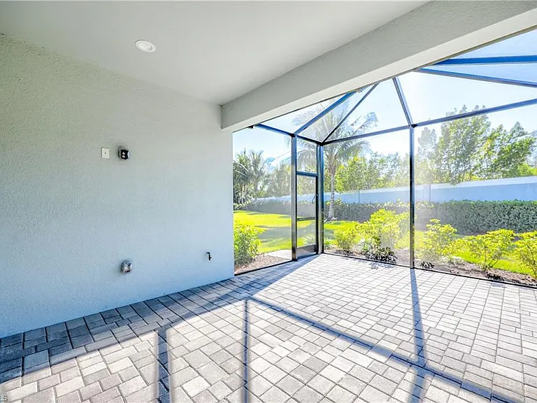 2373 Ariane Dr — Photo 22