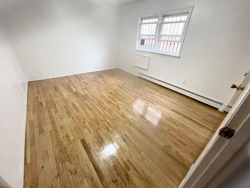 1st image of 13007 59th Ave #1B