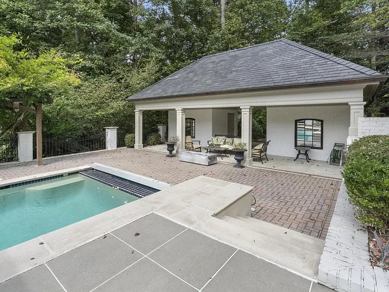 997 Davis Dr — Photo 67