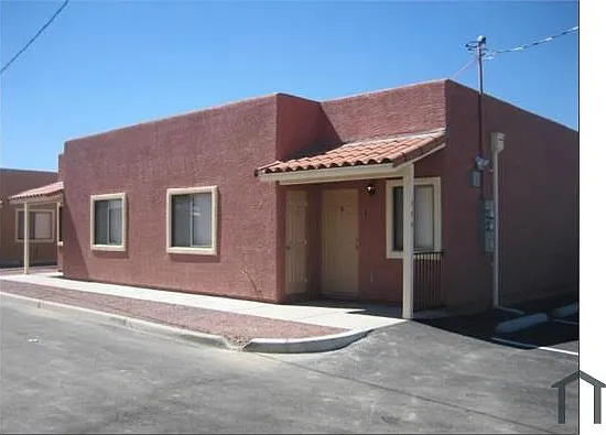 344 E Navajo Rd — Photo 1