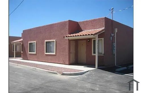 344 E Navajo Rd Photo 1