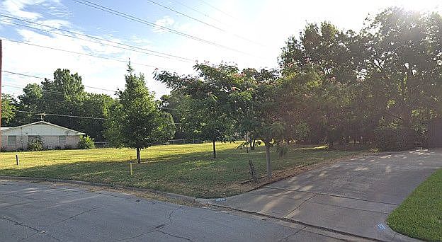 1st image of 2900 Kingsbury Ave