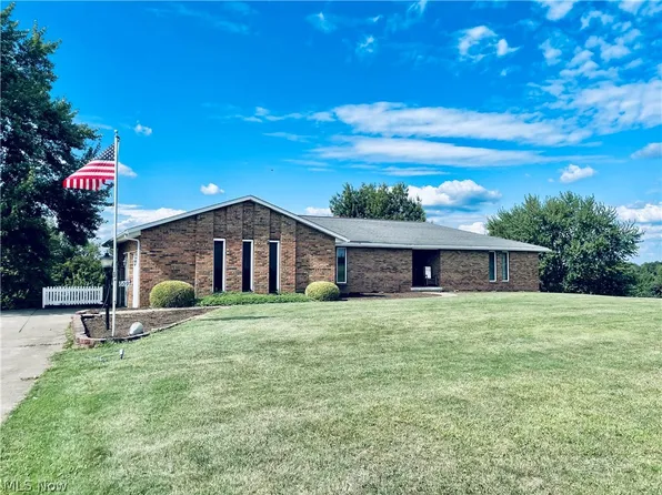 6097 State Route 43, Bloomingdale, OH 43910